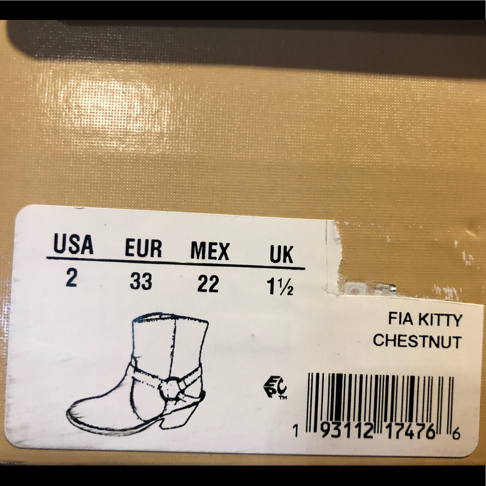 NEW Michael Kors Kitty Boots - Picture 14 of 14